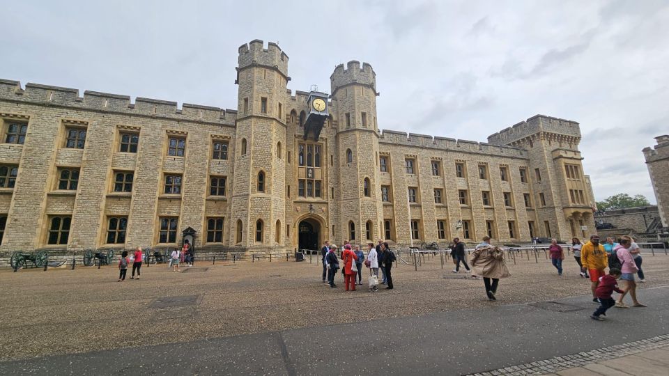 London: Tower of London Crown Jewels, Tower & Executions