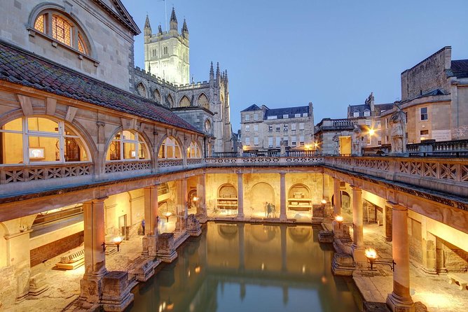 Stonehenge and Bath Day Trip from London